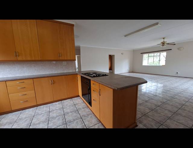 2 BEDROOM TOWNHOUSE TO LET IN IRENE PARK